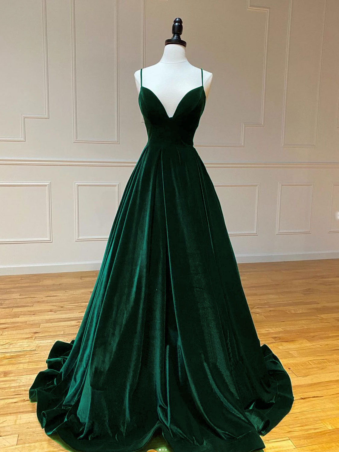 Simple Velvet Spaghetti Strap Green Ball Gown Prom Dress