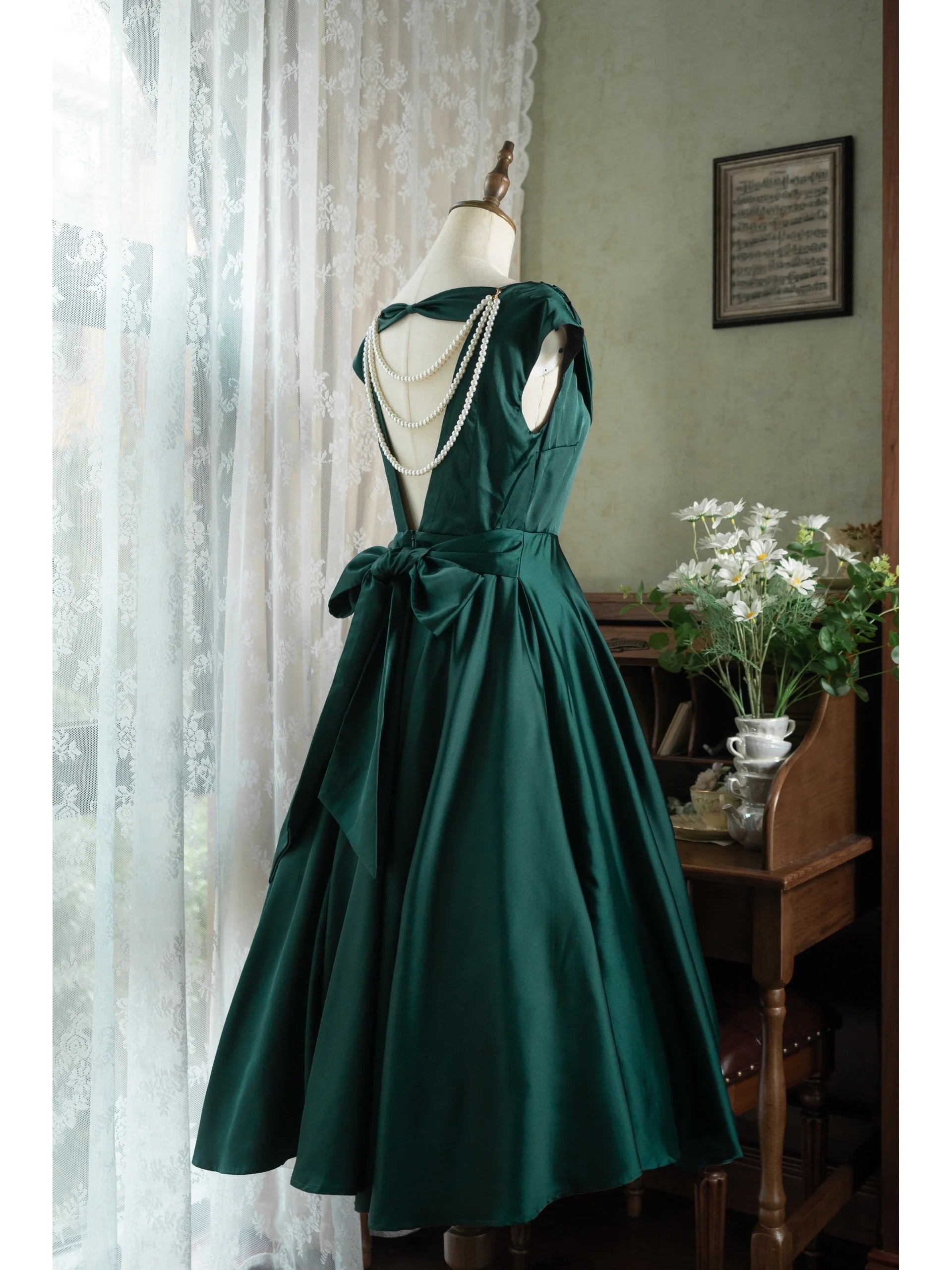 Emerald green hotsell dress knee length