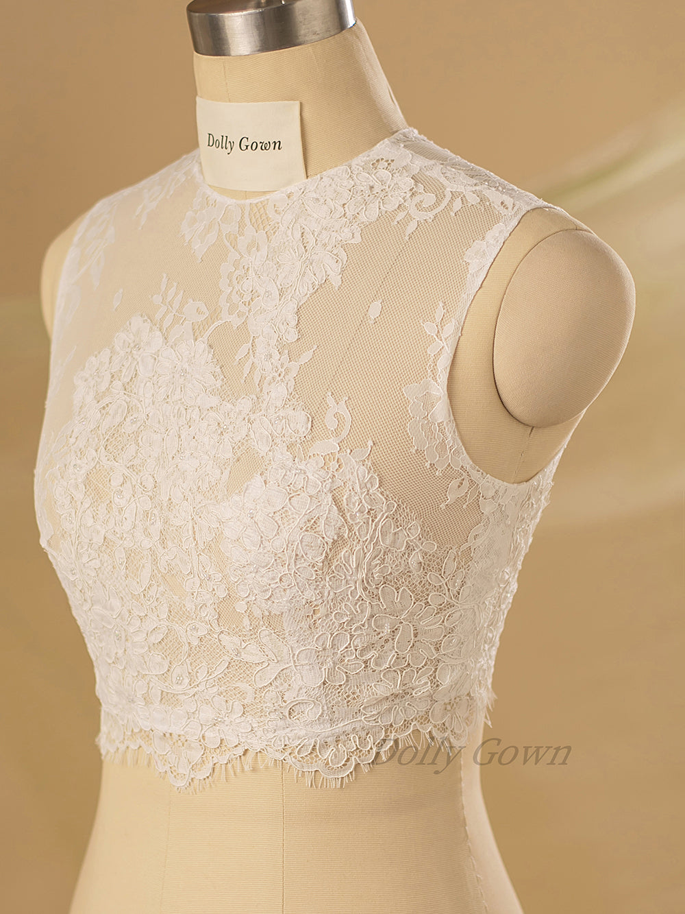 Hsin High Neck Sleeveless Lace Bridal Tops