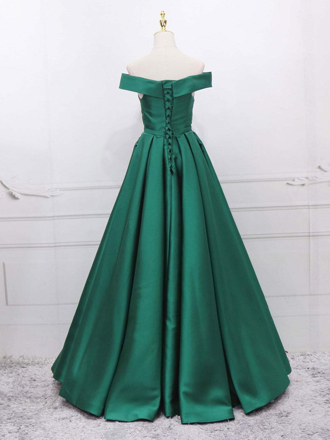 Emerald off the shoulder hotsell prom dress