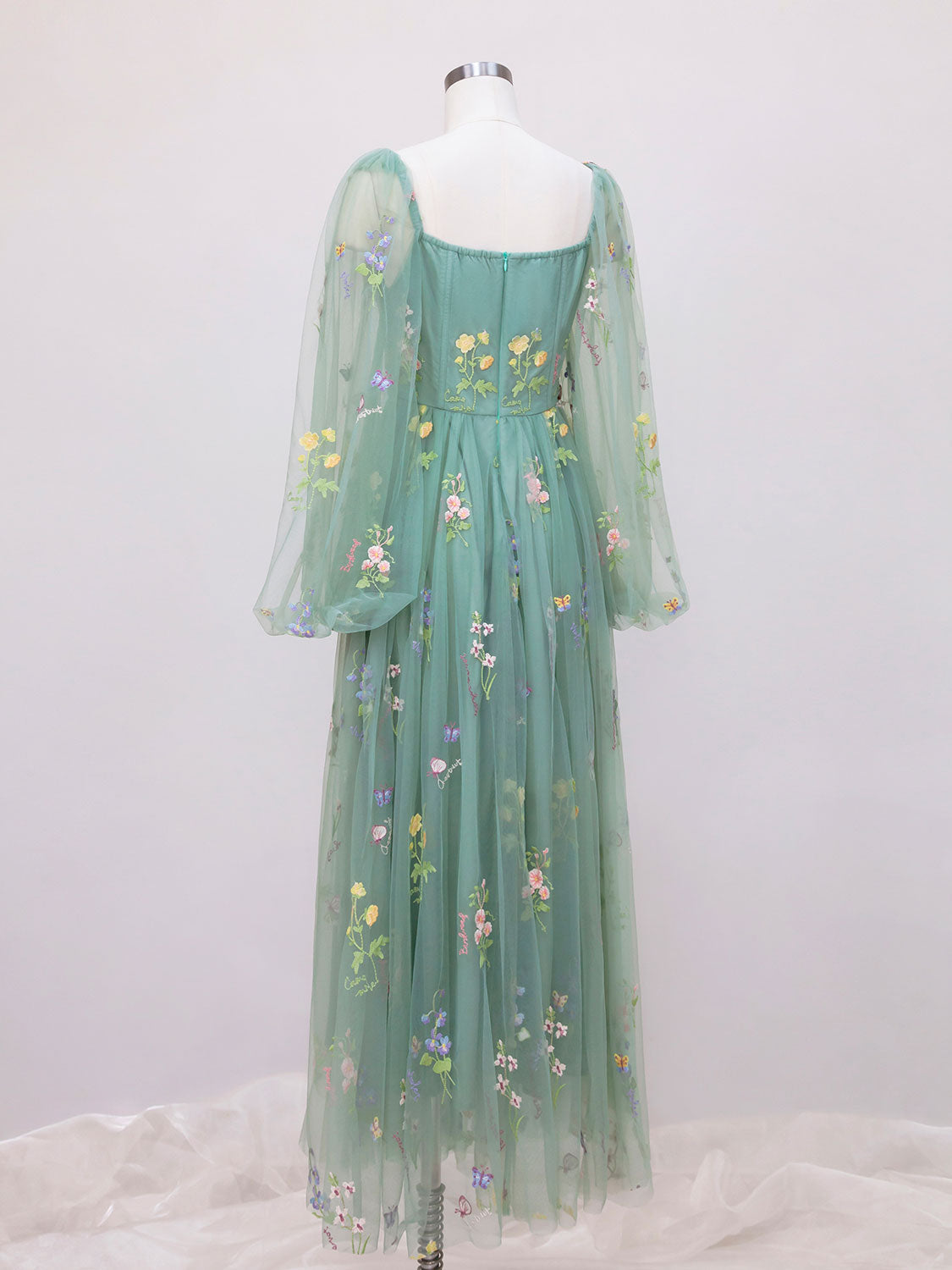 Boho Green Lace Corset Tea Length Prom Dress with Long Sleeves