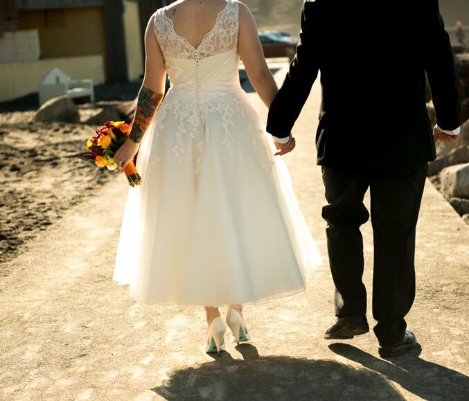 Chic Bateau Neck Tea Length Lace Wedding Dress,Retro 1950s Tea Length Pinup  Wedding Dress,20102820