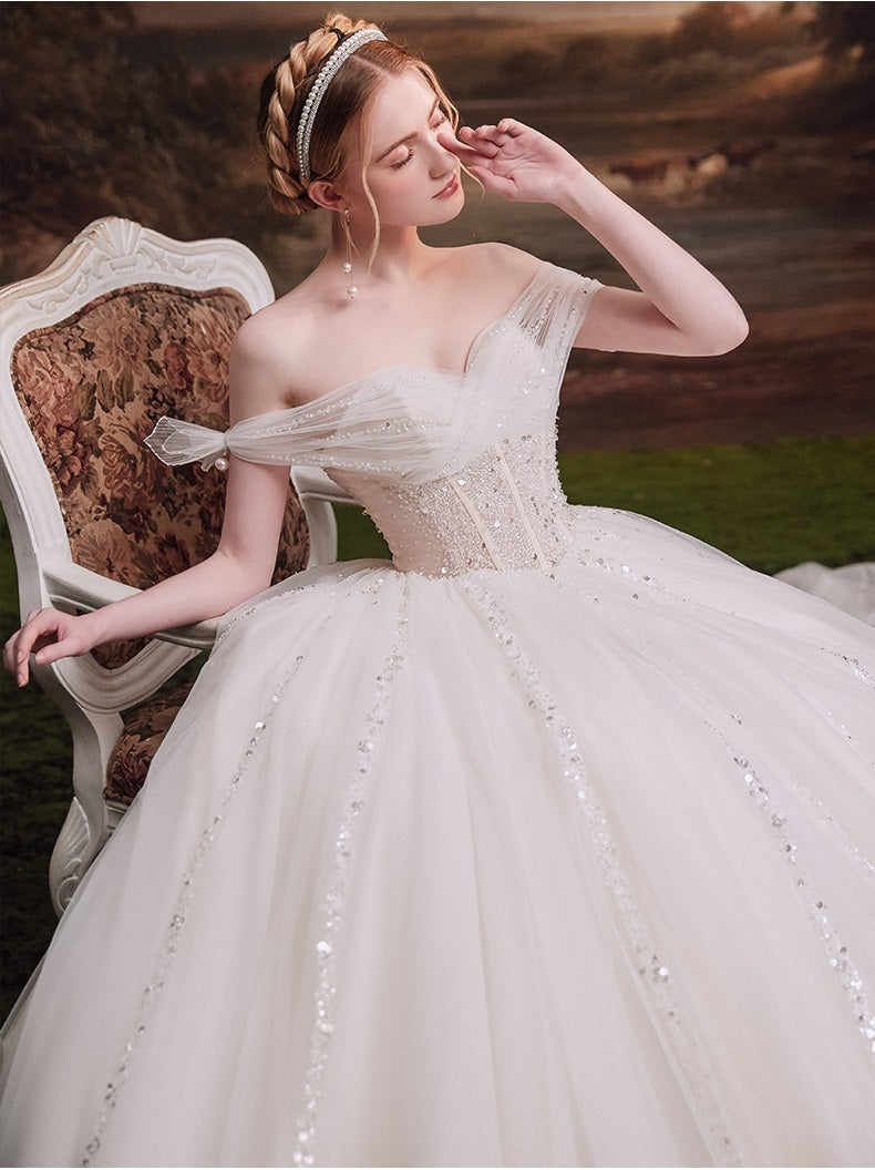 Cathedral ball gown outlet wedding dress